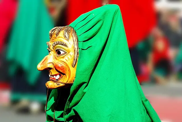 Guide d'achat sur les costumes antiques